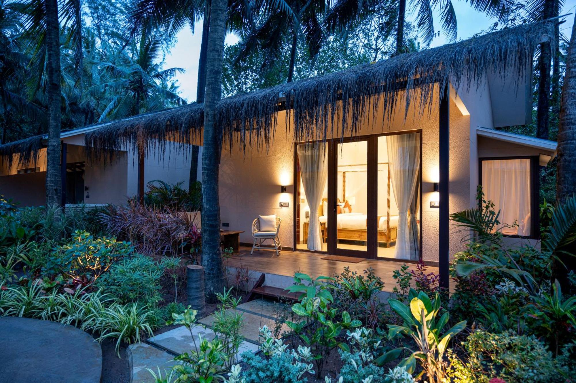 Palma Beach Resort 曼德姆 外观 照片
