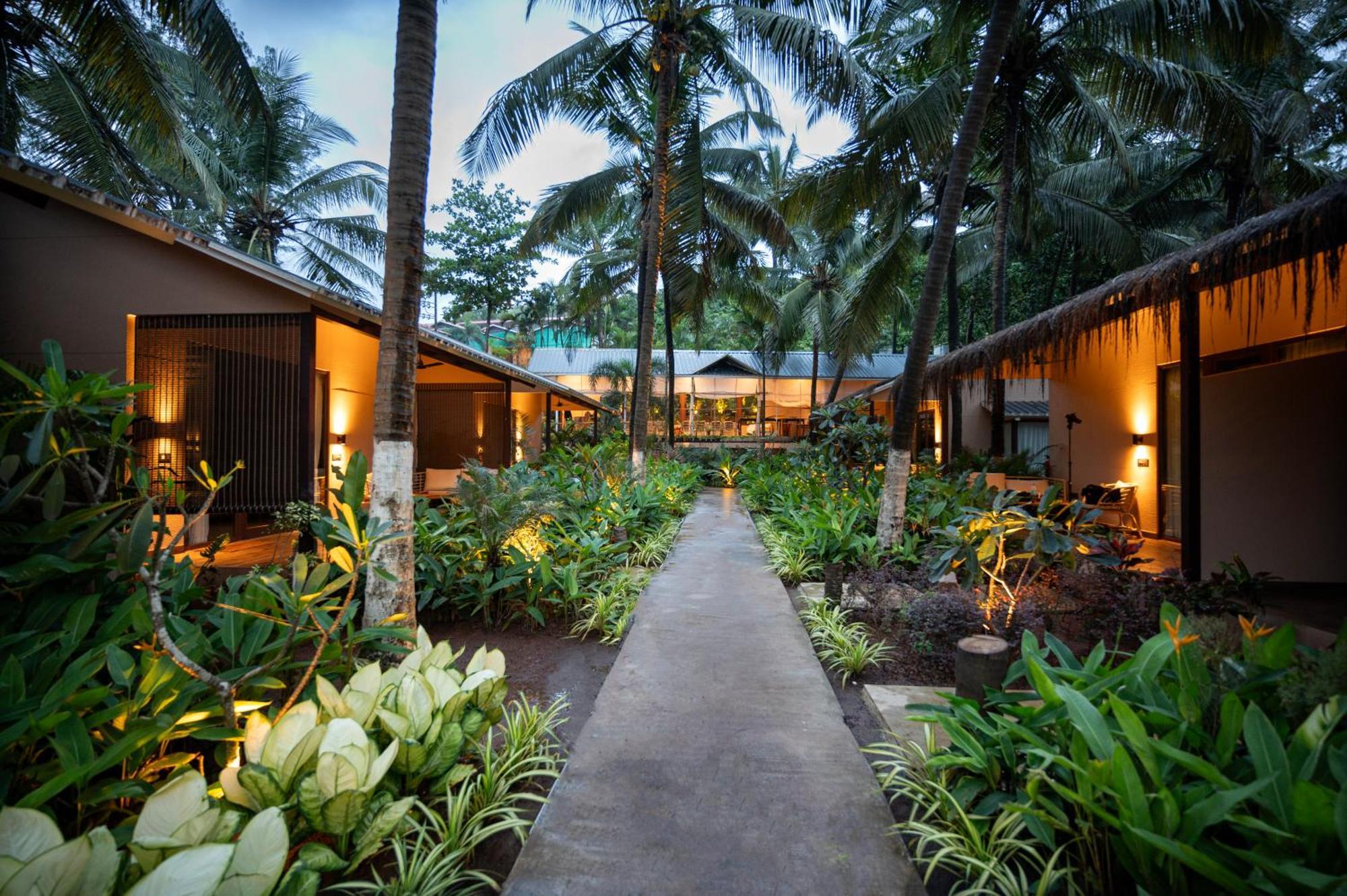 Palma Beach Resort 曼德姆 外观 照片
